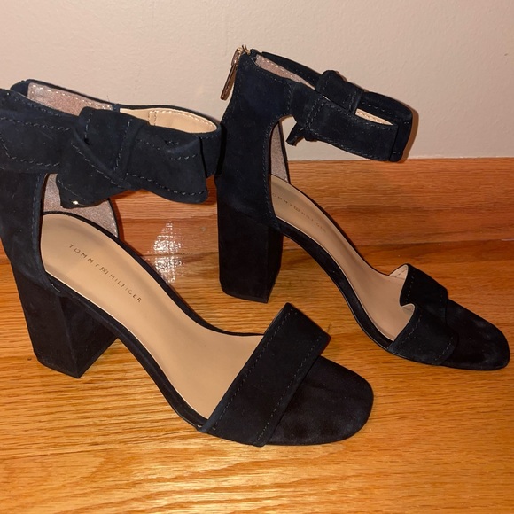 Tommy Hilfiger High Heel Strap Sandal - Suede - Size 8.5 - Picture 5 of 9
